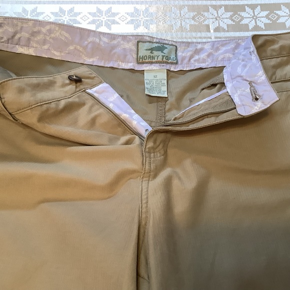 Horny Toad Shorts Women’s Size 12 Cotton, Zipper, Pockets High Waist Tan - Picture 4 of 12
